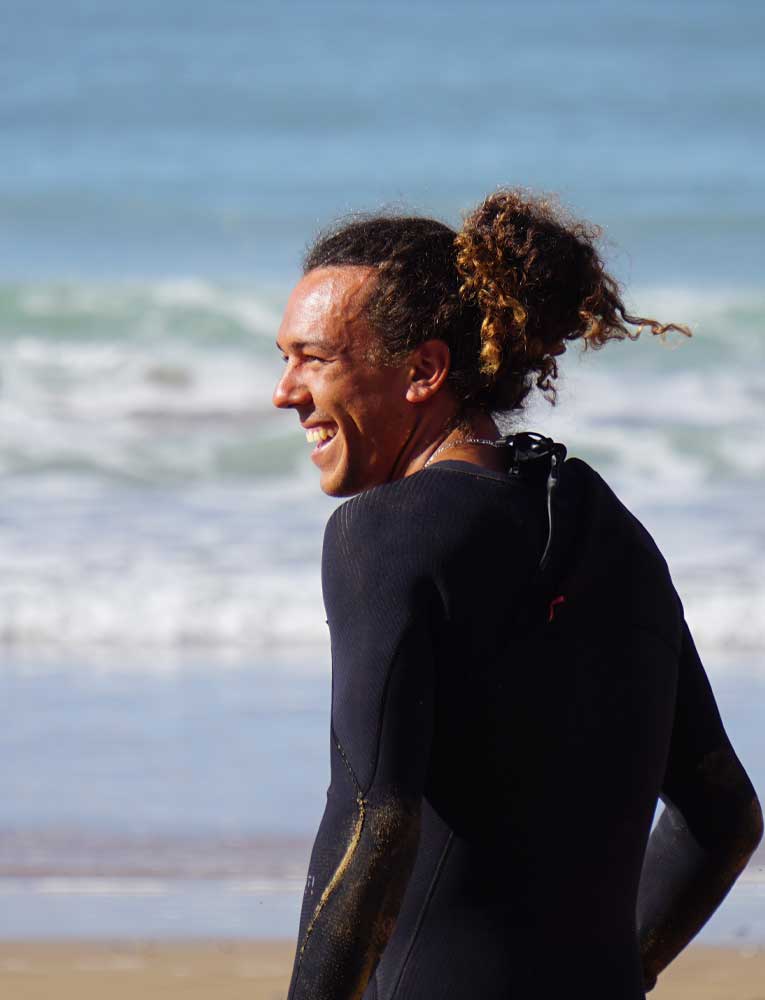 Moe Smiling Tamraght